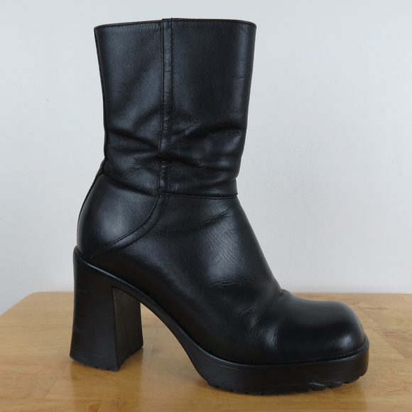 chunky 90s boots